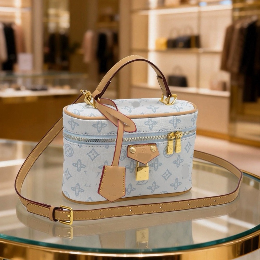 ❗️SALE❗️New women’s light blue fashion crossbody bag